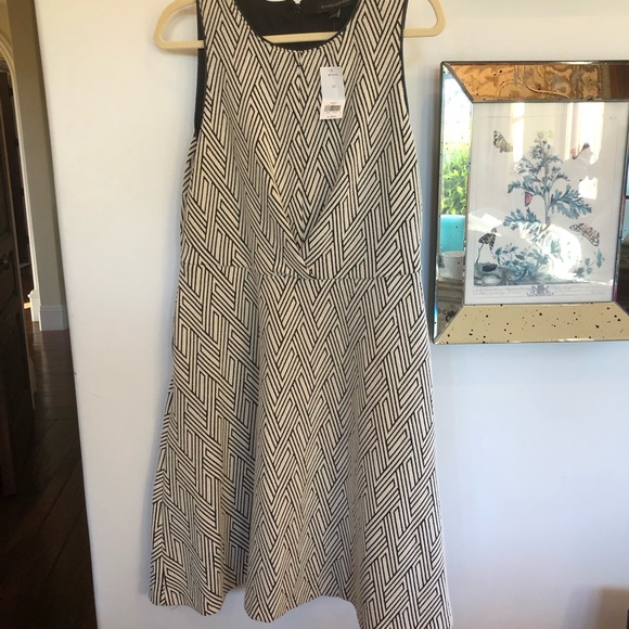 NWT Banana Republic Sleeveless Back + White Dress - Picture 2 of 5
